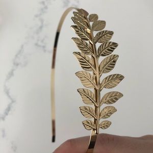 Beautiful Gold Leaf Detail Headband!